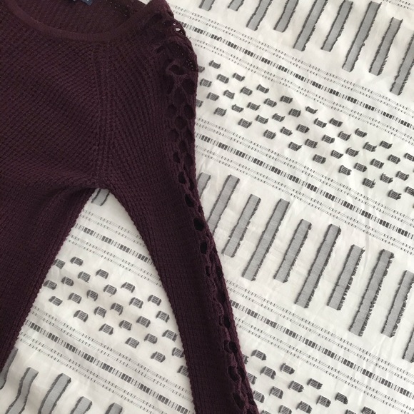 American Eagle Sweater - Picture 4 of 5